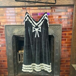 For Love and Lemons Black Velvet Lace-Trim babydoll mini Dress